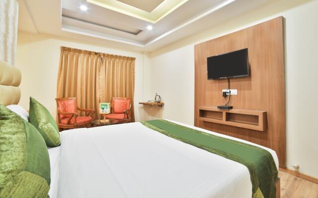 Treebo Trend Club VNA