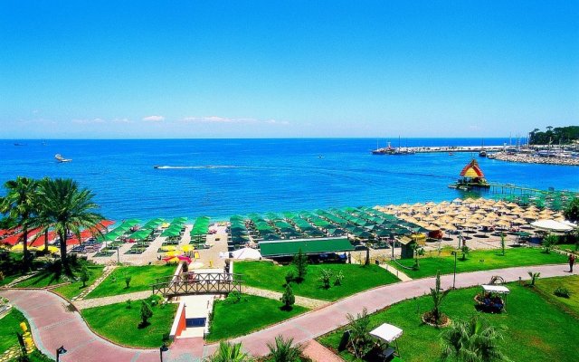 Dragos Beach Hotel