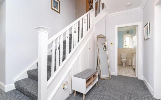 NEW Four Bedroom House - all rooms ensuite