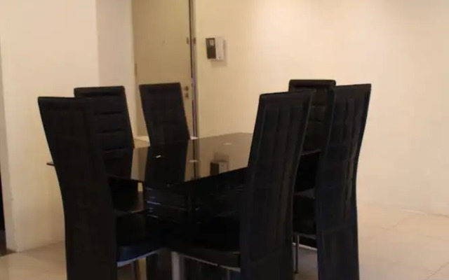 Peaceful Service Suites at Taragon Puteri Bintang