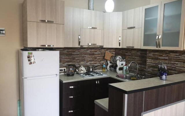 Kvartira v Batumi, 10 minut do morja.