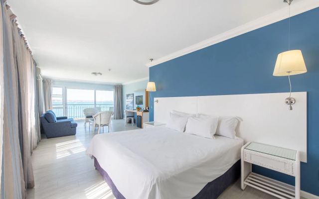 Saldanha Bay Hotel
