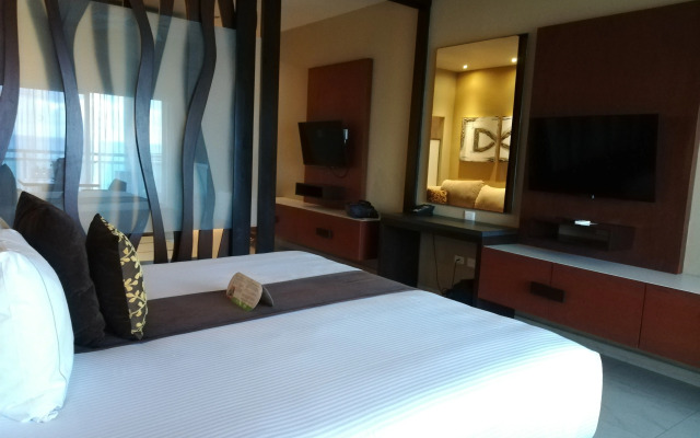 Generations Riviera Maya Family Resort Catamaran, Water Park & More Inclusive