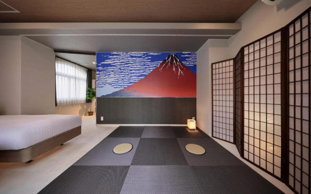 MINAMISENBA Crystal Hotel
