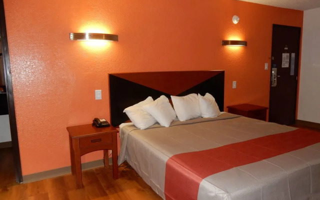 Motel 6 Ponca City