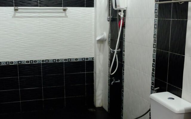 PT House Resort