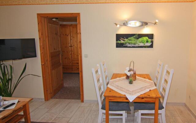 Apartment house, Lütow