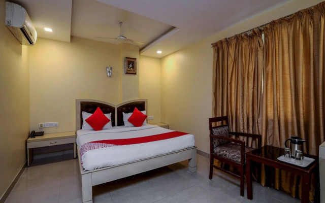 OYO 1076 Hotel Tourist Palace