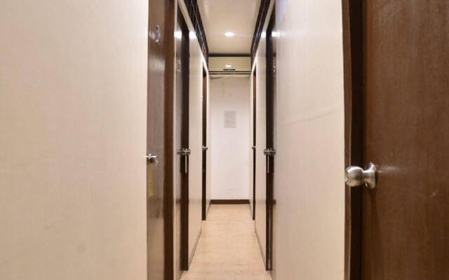 Amax Inn Makati II
