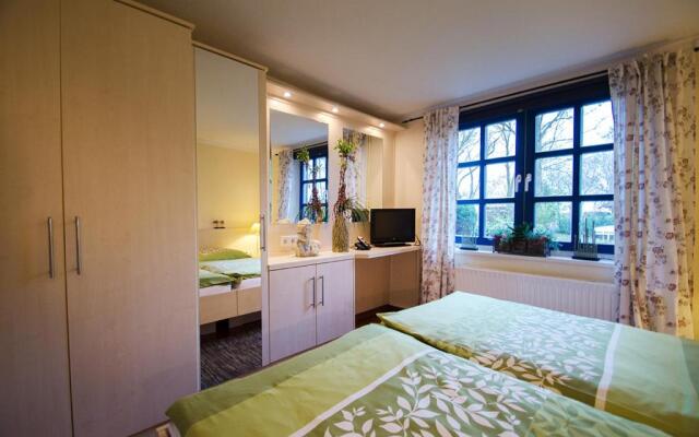 Haus Hölle , Hohenkirchen