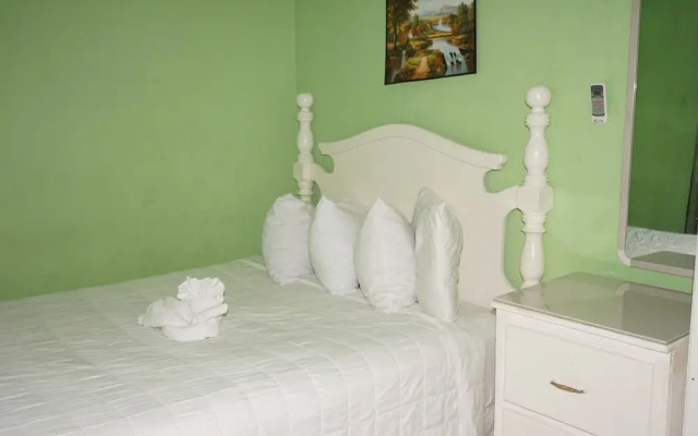 Alfred's Diamond Villa