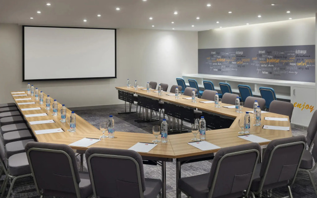 ibis Jeddah Malik Road