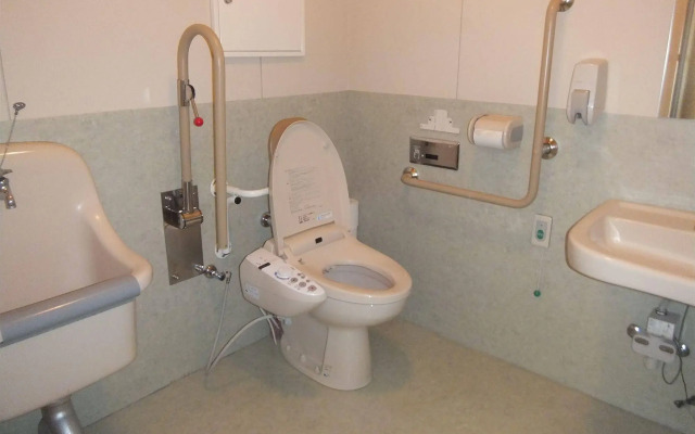 Hidamarinoyu Flop House - Hostel