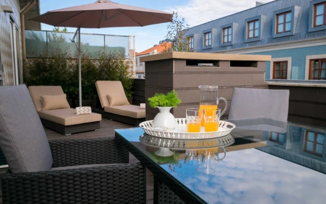 Simon Guest Apartments