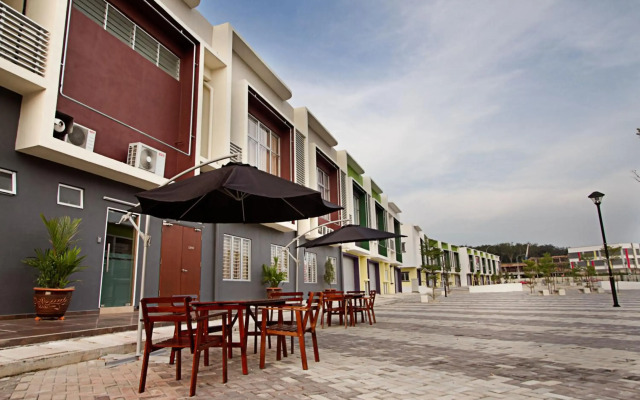 Sri Enstek Hotel