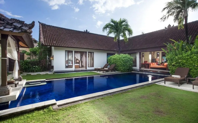 Villa Tania