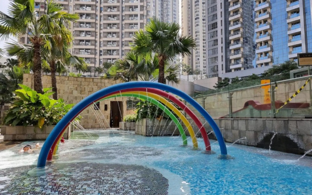 Cozy Studio Apartmen at Taman Anggrek Residences