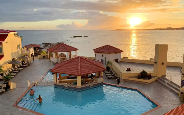 Simpson Bay Resort, Marina & Spa