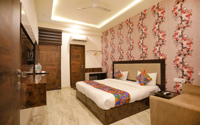 FabHotel Enaya Residency