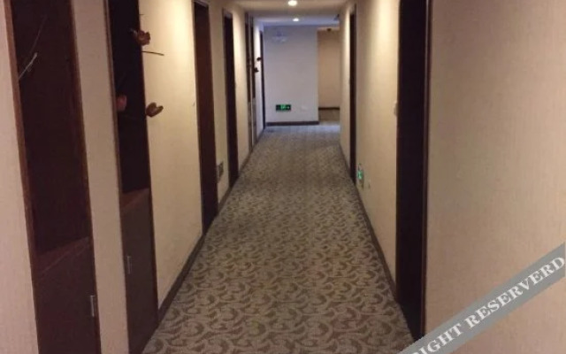 Ocean Star Hotel