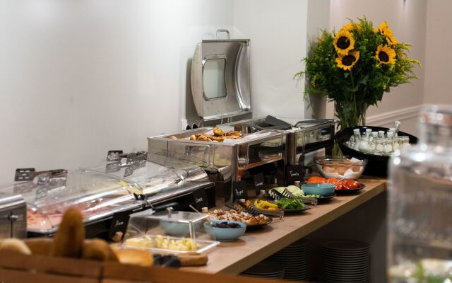 Pure Hotel by Athens Prime Hotels