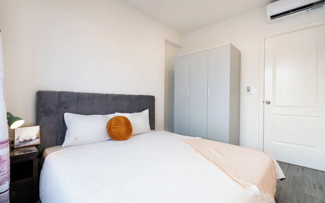 SOHO Premier Residence