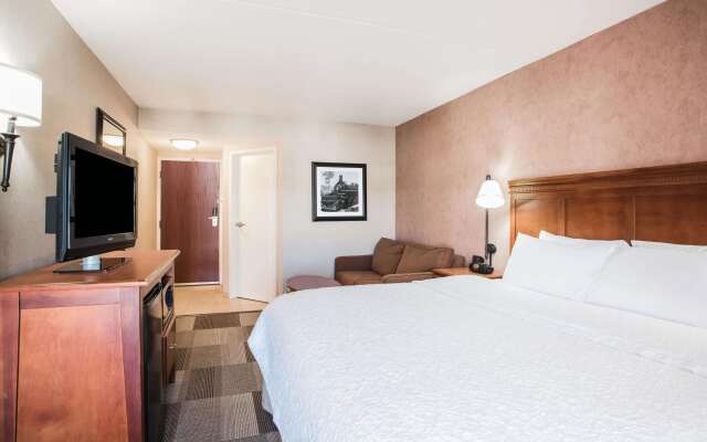 Hampton Inn West Springfield