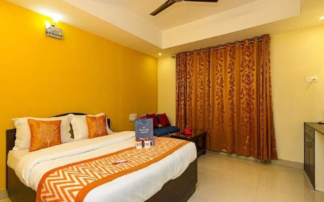 Hotel Blue Moon by Sky Stays