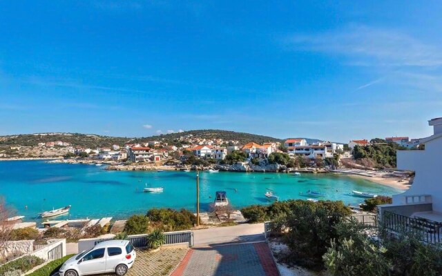 Awesome Apartment in Rogoznica With 2 Bedrooms and Wifi