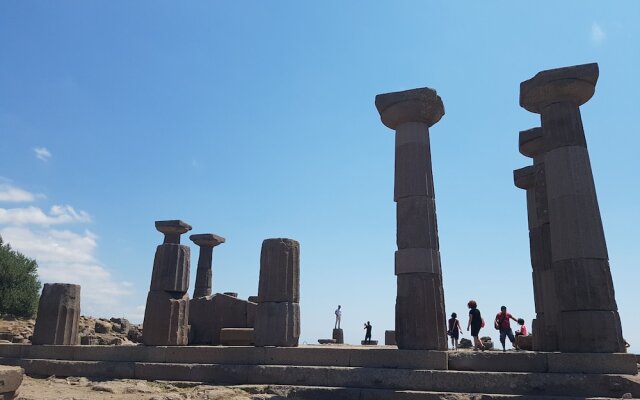 Assos Dr No Pansiyon