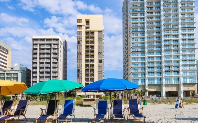 Schooner II Beach and Racquet Club