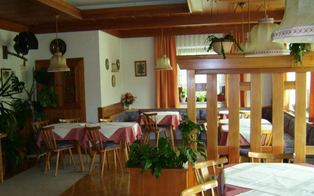 Haus Alpenfriede