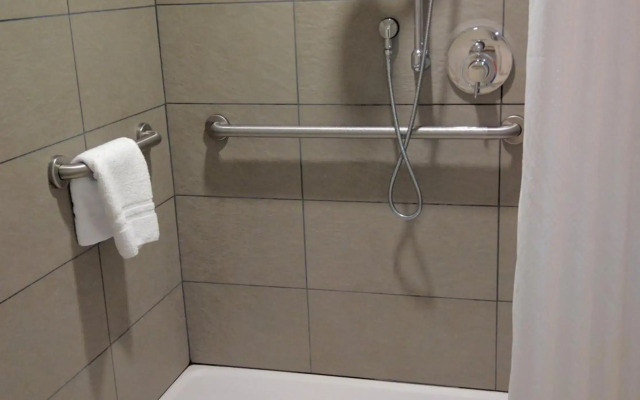 Country Inn & Suites by Radisson, Seattle-Tacoma International Airport, WA