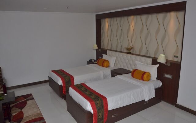 Airport City Hotel