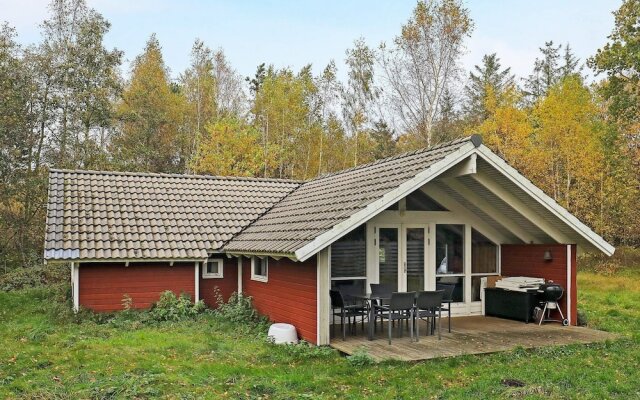 4 Person Holiday Home in Martofte