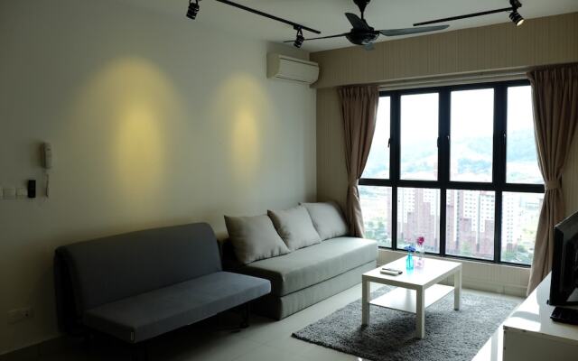 Pine Cone @ Vivo Mid Valley