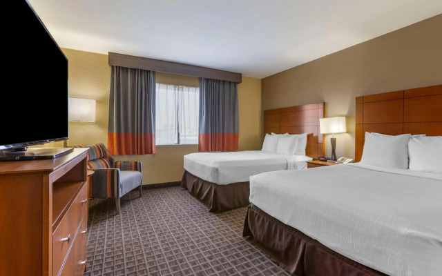Best Western Plus Scottsdale Thunderbird Suites