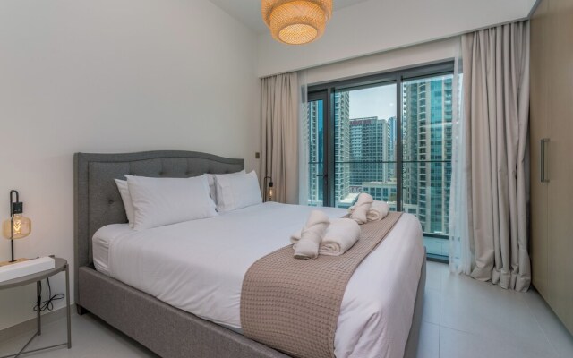 Luxury Burj Royale in the heart of Downtown