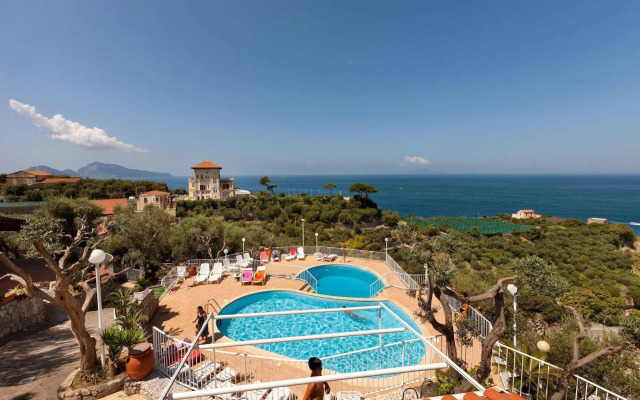 Villaggio Villa Lubrense