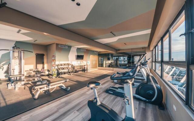 Fully Serviced Apartment at Regatta Living - 2C