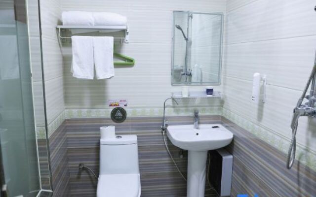 Ease Hotel (Beijing Yuegezhuang Bridge)