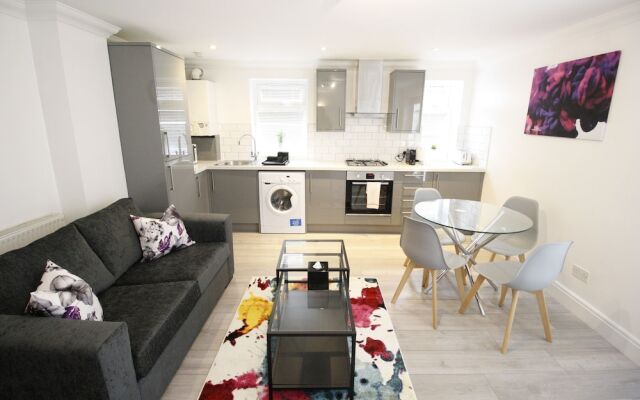 Willow Serviced Apartments - The Walk 3