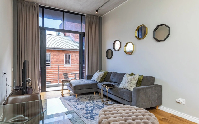 The Docklands Luxury Apartments