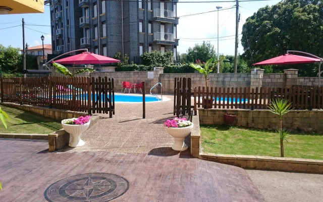 Hotel Azcona
