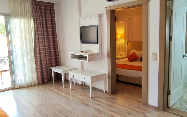 Mersoy Exclusive Hotel