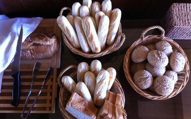 Hotel Rural Cortijo Amaya - Bed & Breakfast
