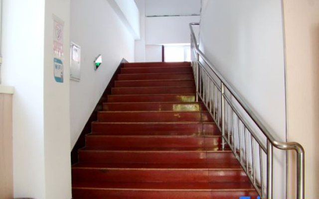 Ordos Shengtong Hotel