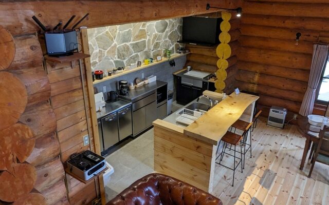 Log cabin rental & Finland Sauna Step House