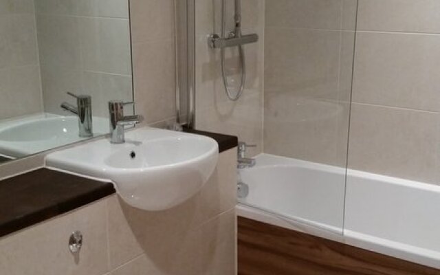 Parallel House Serviced Apartments Slough Windsor
