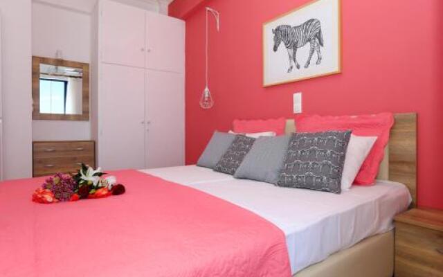 Yiannis Studios